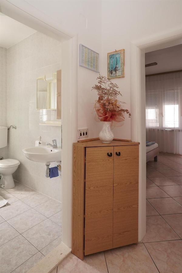 Apartments Mare 트로기르 객실 사진